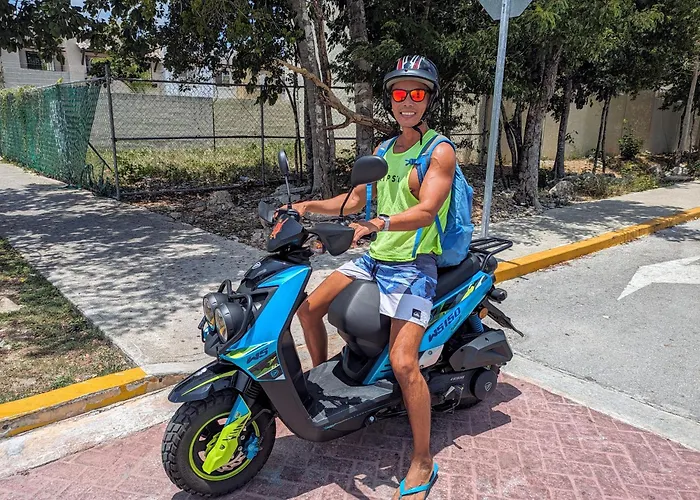 Rooftop Pool, Quiet Sunrises, 1Br 2Br Duplex Sleeps 2-8, 3 Blue Flag Beaches 15 Min, 5Th Ave 10 Min, Chedraui Grocery 15 Min, Cenotes 20 Min, Full Kitchen Fast Wifi Ac, Elevator Playa del Carmen